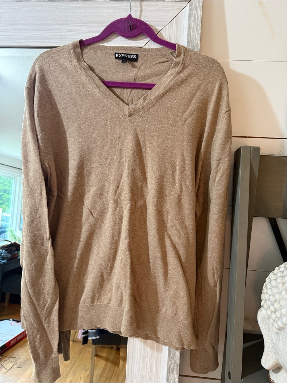 Express Men’s Beige V-Neck Sweater